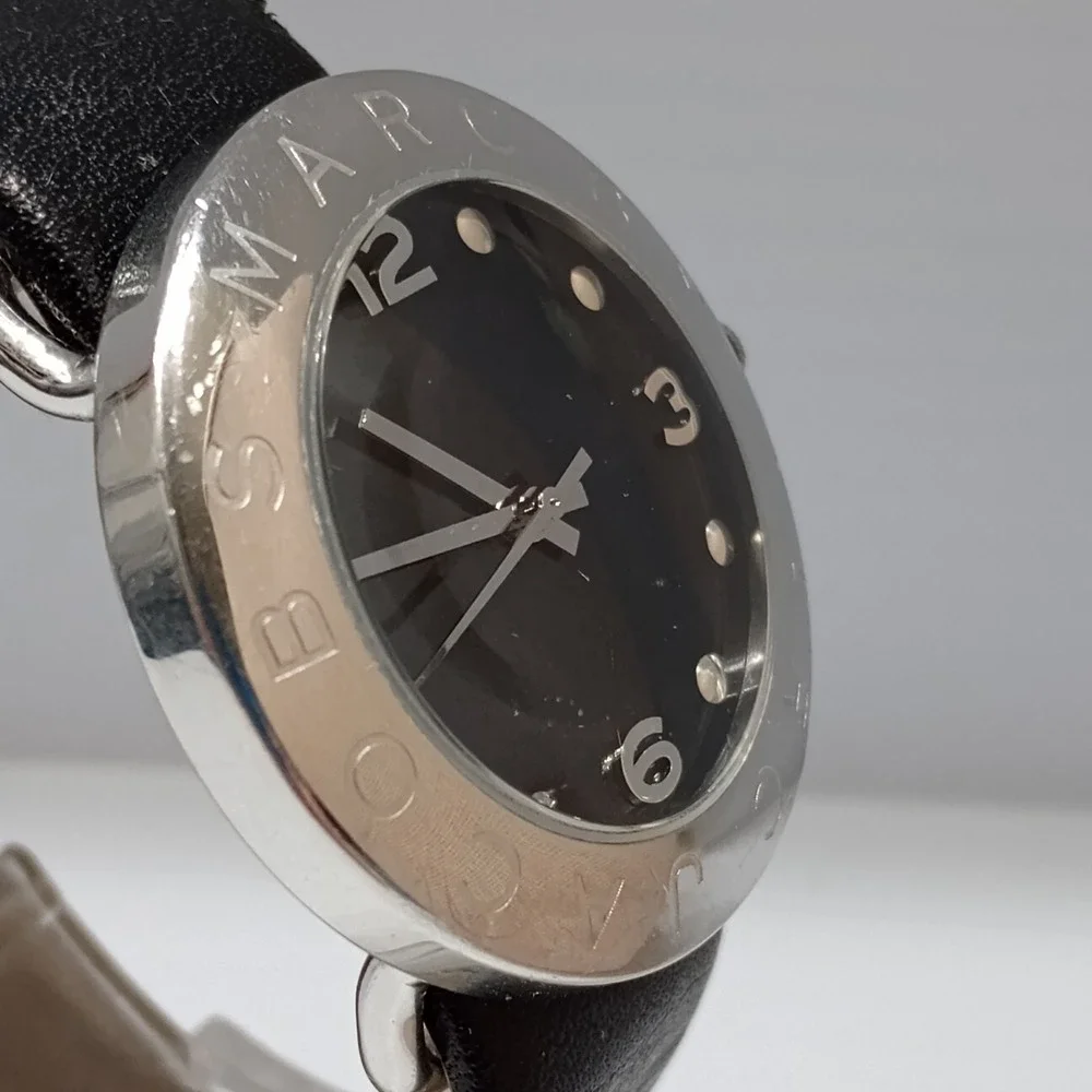 Marc by Marc Jacobs MBM1110 Stainless Steel Black Dial Watch New Battery
